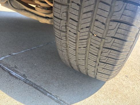 Used 2022 Buick Envision Preferred image 8