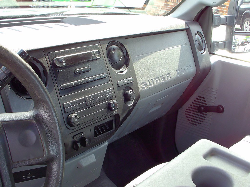 Used 2013 Ford F250 XL RWD image 8