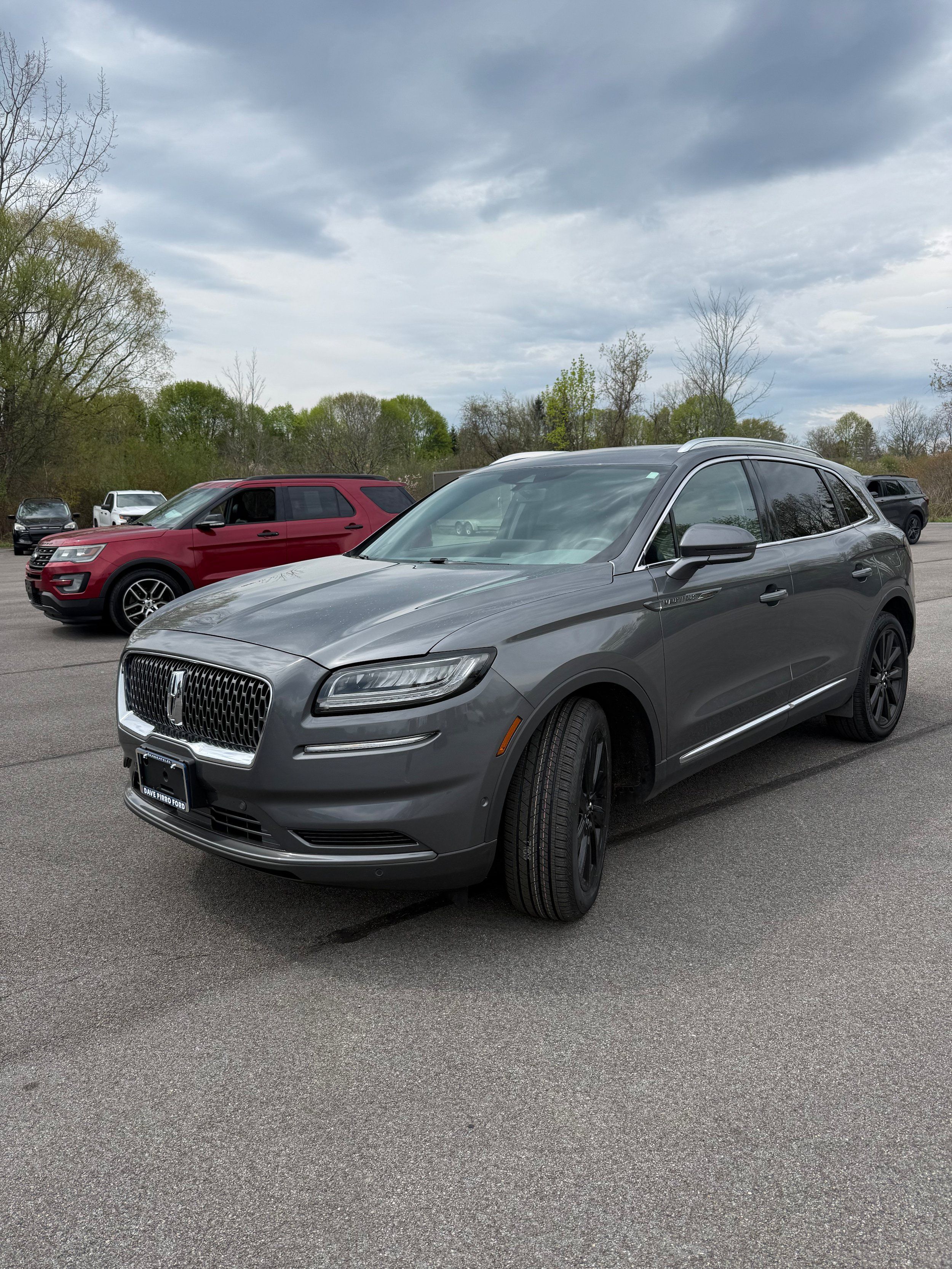 Used 2023 Lincoln Nautilus Reserve w/ Equipment Group 201A AWD/4WD image 2