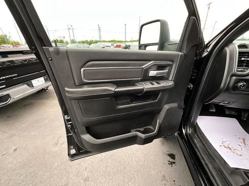 New 2026 RAM 3500 Big Horn AWD/4WD image 11