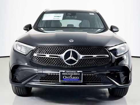 New 2026 Mercedes-Benz GLC 300 4MATIC image 2