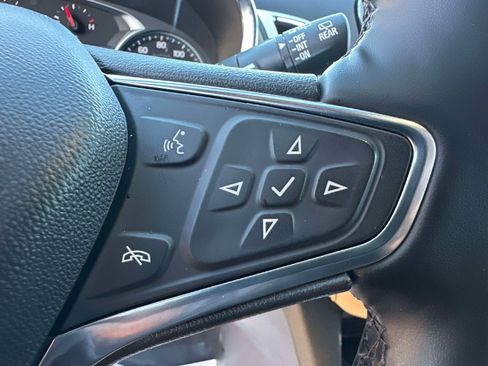 Certified 2024 Chevrolet Equinox Premier image 16