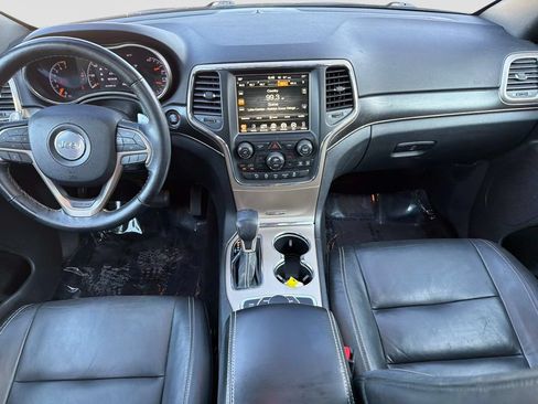 Used 2017 Jeep Grand Cherokee Limited AWD/4WD image 16