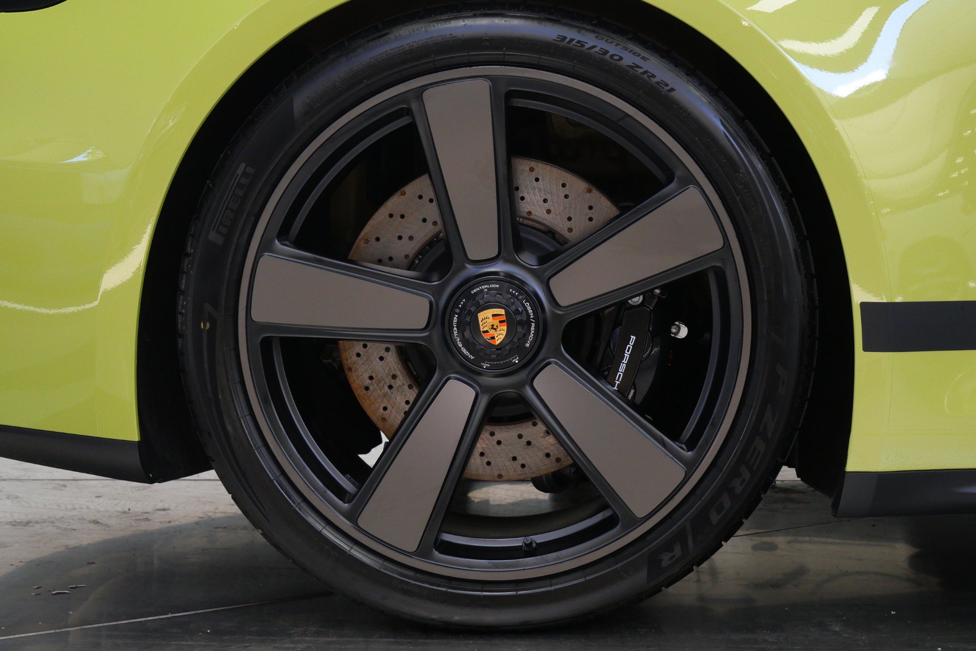 Used 2026 Porsche 911 GTS RWD image 46