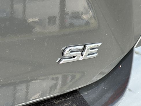 New 2026 Toyota Camry SE w/ Convenience Package FWD image 11