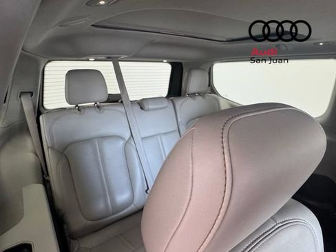 Used 2022 Jeep Wagoneer Series III w/ Premium Group I RWD image 26