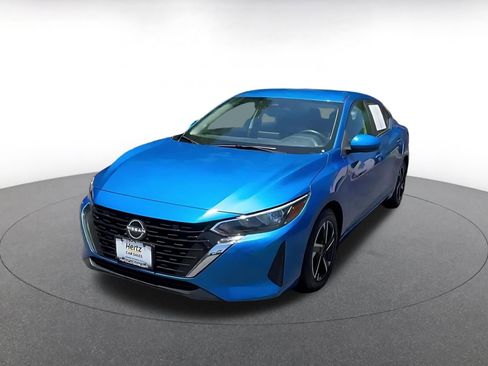 Used 2024 Nissan Sentra SV FWD image 7