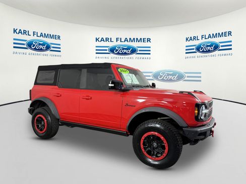 Certified 2021 Ford Bronco Wildtrak AWD/4WD image 1