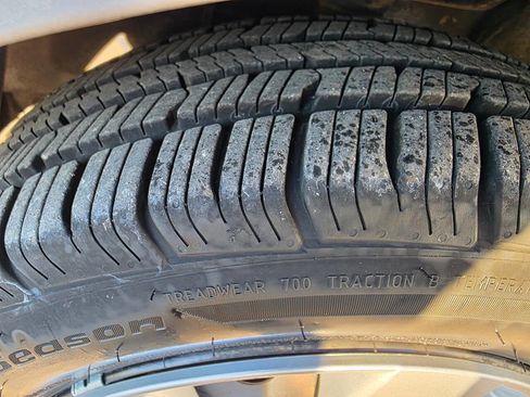 Used 2010 Kia Rio5 w/ Value Pkg image 44