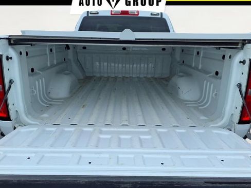 Used 2022 Chevrolet Colorado LT w/ Fleet Safety Package RWD image 5