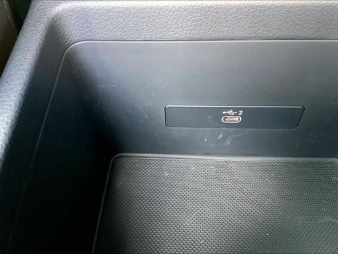 Used 2024 Audi Q5 2.0T Premium w/ Summer of Audi Package image 35