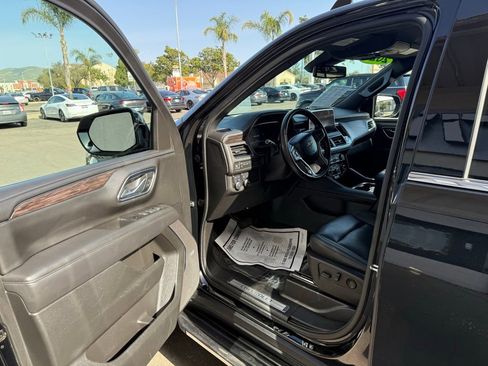 Used 2024 Chevrolet Tahoe LT image 16