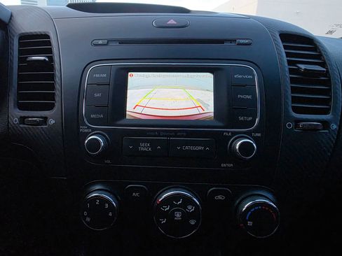 Used 2014 Kia Forte EX image 12