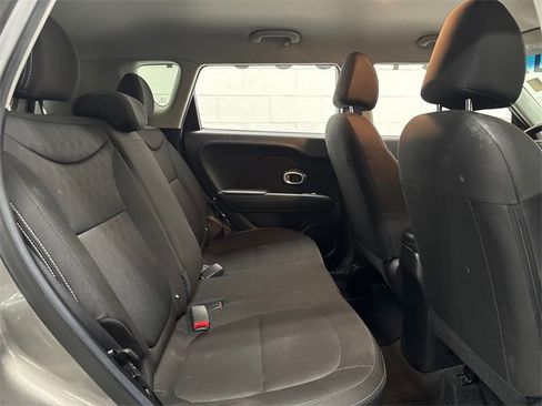 Used 2019 Kia Soul image 7