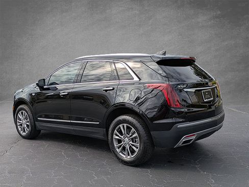 Certified 2023 Cadillac XT5 Premium Luxury image 4