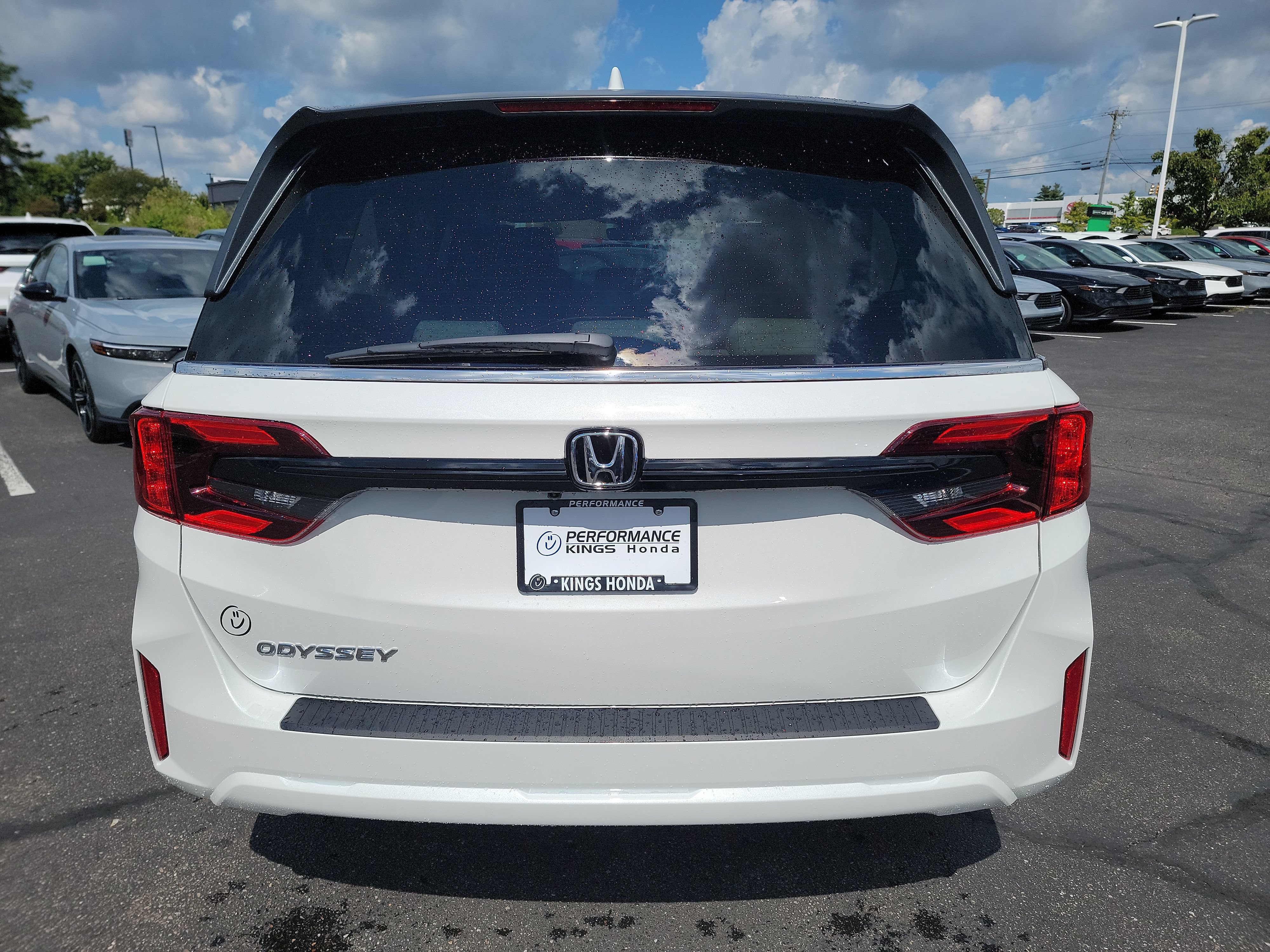 New 2027 Honda Odyssey EX-L image 8