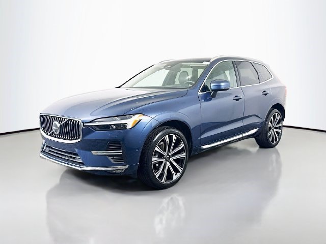 Used 2023 Volvo XC60 B5 Ultimate w/ Protection Package Premier FWD image 4