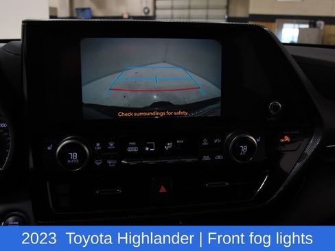 Used 2023 Toyota Highlander XSE image 18