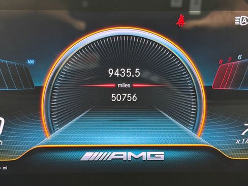 Used 2021 Mercedes-Benz CLA 35 AMG 4MATIC image 21