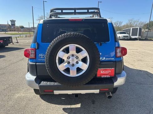 Used 2007 Toyota FJ Cruiser 4WD image 10