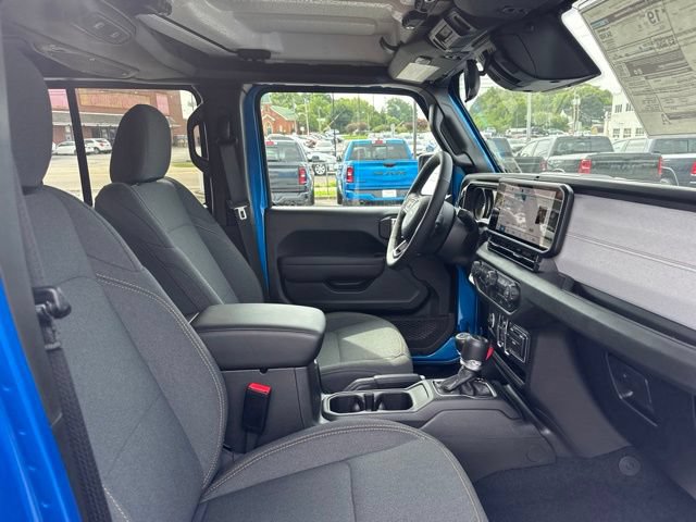 New 2026 Jeep Gladiator Sport AWD/4WD image 10