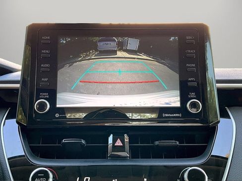 Used 2022 Toyota Corolla LE FWD image 13