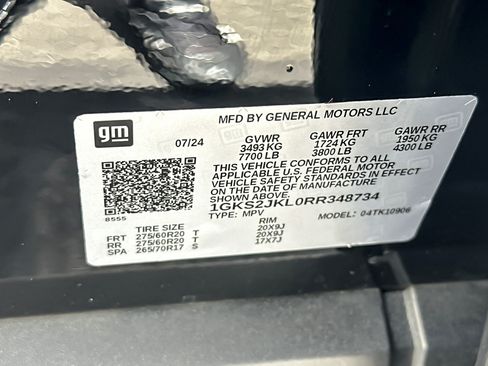 Used 2024 GMC Yukon XL Denali AWD/4WD image 29