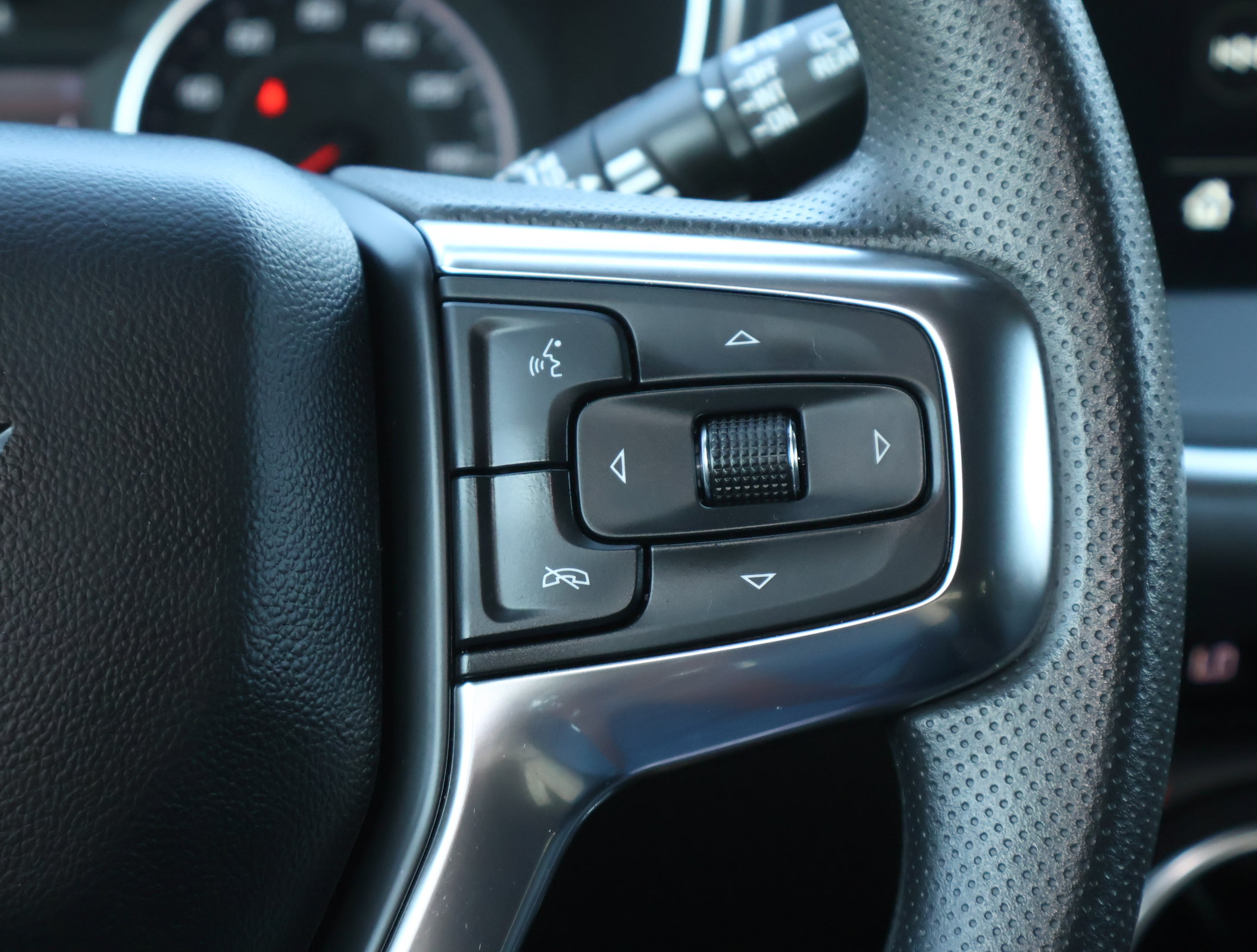 Used 2024 Chevrolet Blazer LT w/ Convenience Package FWD image 15