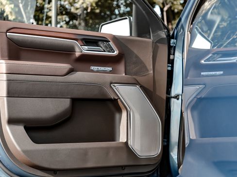 New 2026 GMC Sierra 1500 Denali w/ Denali Reserve Package image 15