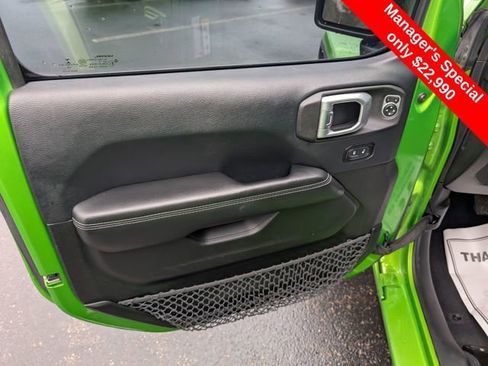 Used 2018 Jeep Wrangler Unlimited Sahara w/ Dual Top Group image 13