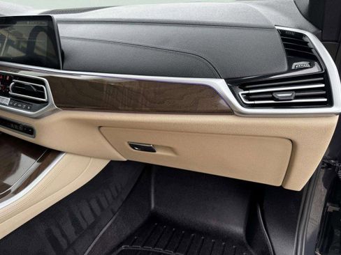 Used 2021 BMW X5 xDrive40i w/ Premium Package image 58