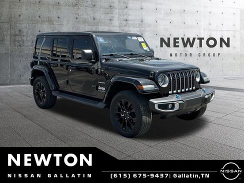 Used 2023 Jeep Wrangler Unlimited Sahara w/ Cold Weather Group AWD/4WD image 1