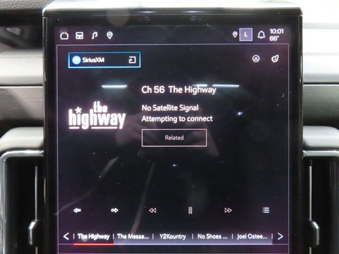 Used 2025 GMC Yukon Denali w/ Sun & Power Step Package AWD/4WD image 22