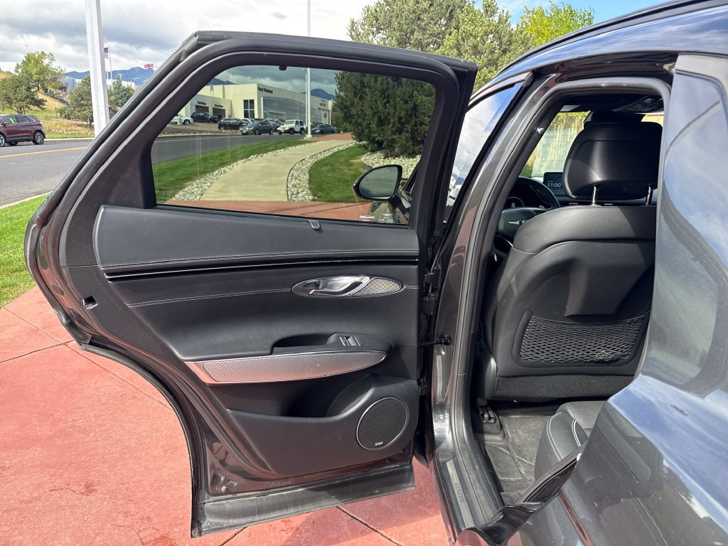Used 2024 Genesis GV70 2.5T w/ Sport Prestige Package AWD/4WD image 18