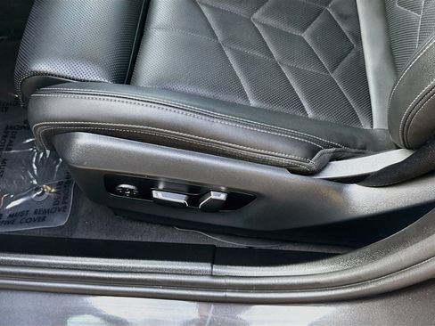 Used 2024 BMW 530i w/ M Sport Package RWD image 16