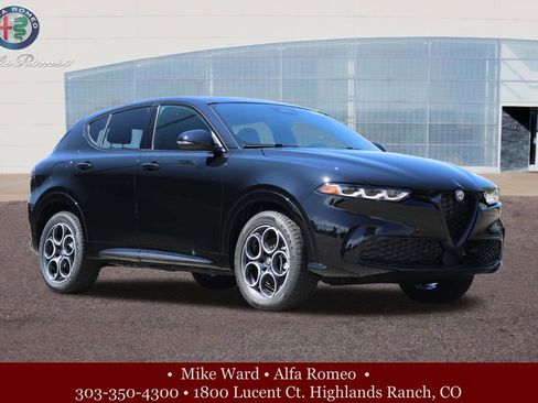 New 2025 Alfa Romeo Tonale w/ Premium Package image 8