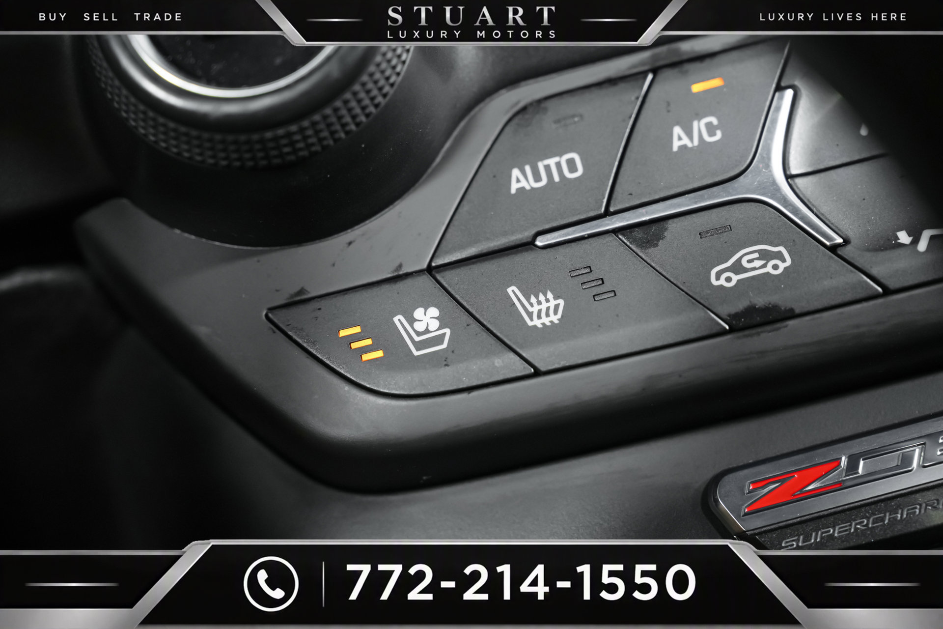 Used 2015 Chevrolet Corvette Z06 w/ 3LZ Preferred Equipment Group RWD image 17