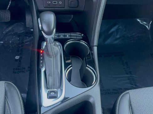 Used 2021 Buick Encore GX Preferred w/ Cold Weather Comfort Package image 16