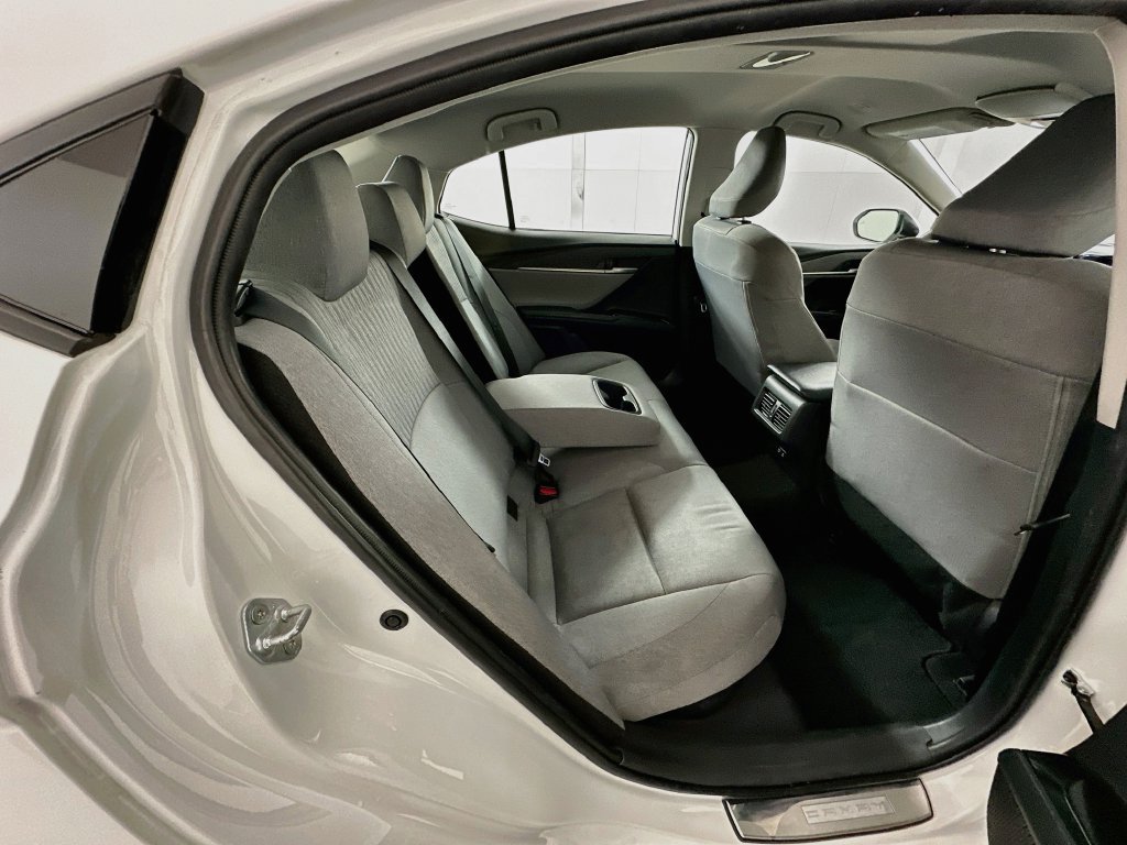 Used 2026 Toyota Camry LE FWD image 27
