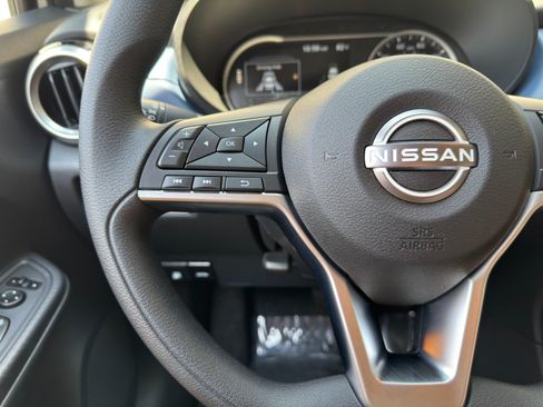 Used 2025 Nissan Versa SV w/ Trunk Package FWD image 18