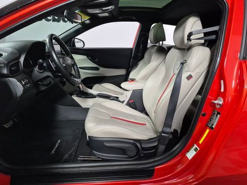 Used 2019 Hyundai Veloster Turbo Ultimate FWD image 9