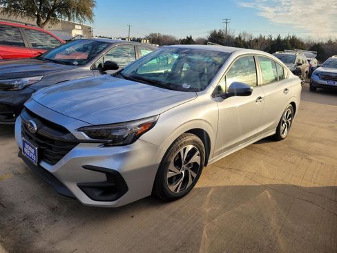 Used 2025 Subaru Legacy Premium image 1