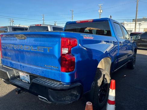 Used 2023 Chevrolet Silverado 1500 Custom Trail Boss w/ LPO, Dark Essentials Package image 2