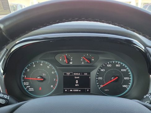 Used 2023 Chevrolet Traverse LT image 19