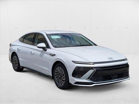 New 2025 Hyundai Sonata SEL image 7