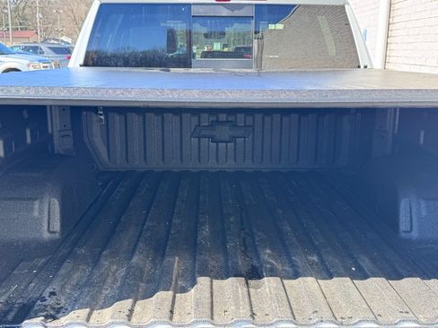 Used 2026 Chevrolet Silverado 1500 High Country w/ Technology Package AWD/4WD image 46