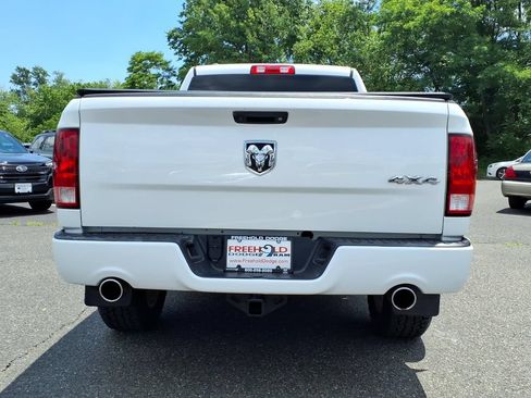 Used 2017 RAM 1500 Express AWD/4WD image 19