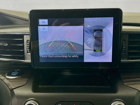 Used 2020 Ford Explorer Limited w/ Class III Trailer Tow Package AWD/4WD image 14