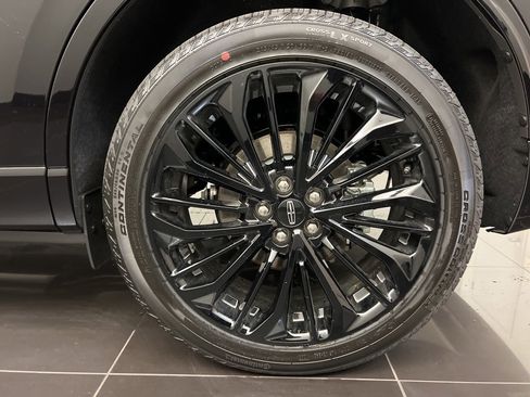 New 2026 Lincoln Corsair Premiere image 7