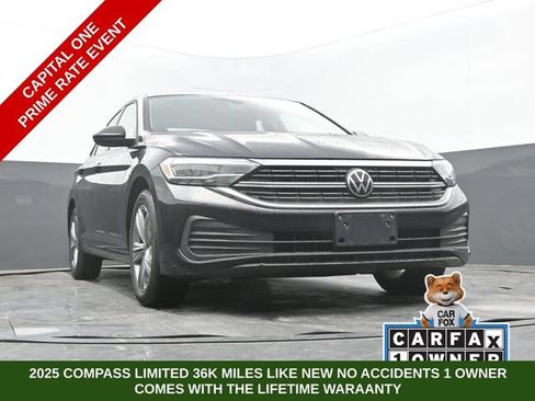 Used 2024 Volkswagen Jetta SE FWD image 62